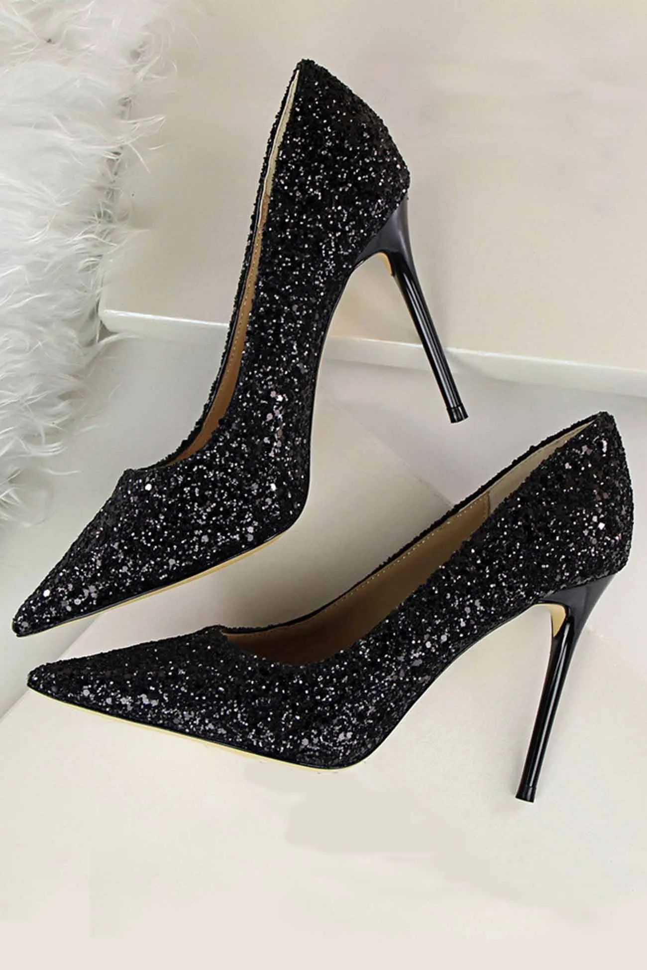 Amozae-Pointed Toe Sequined High Heels