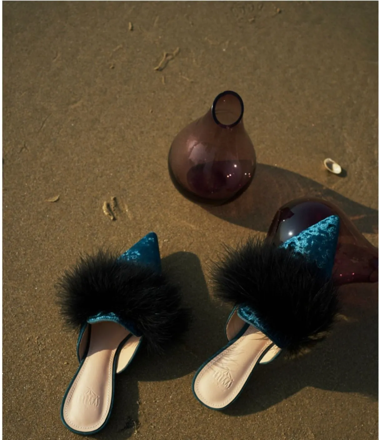 B-FEI elegant French velvet flat feather mules - Gabu