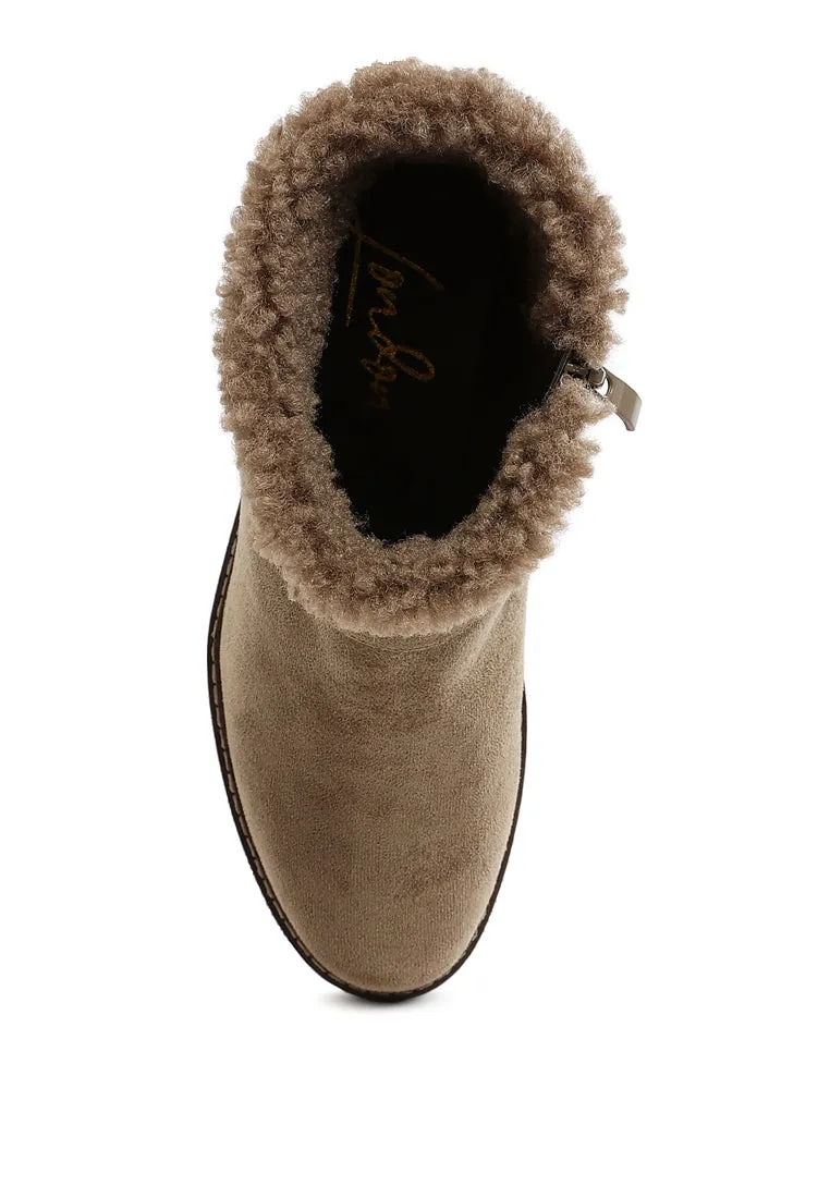 Big horn Faux Fur Harness Boots