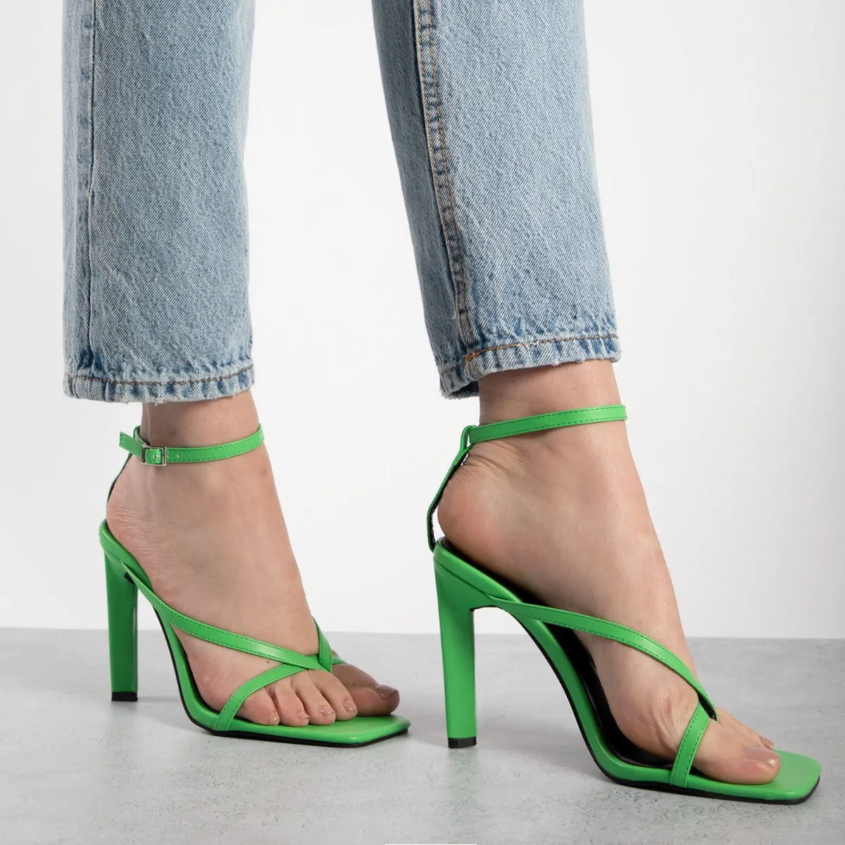 New black green apricot high-heeled shoes