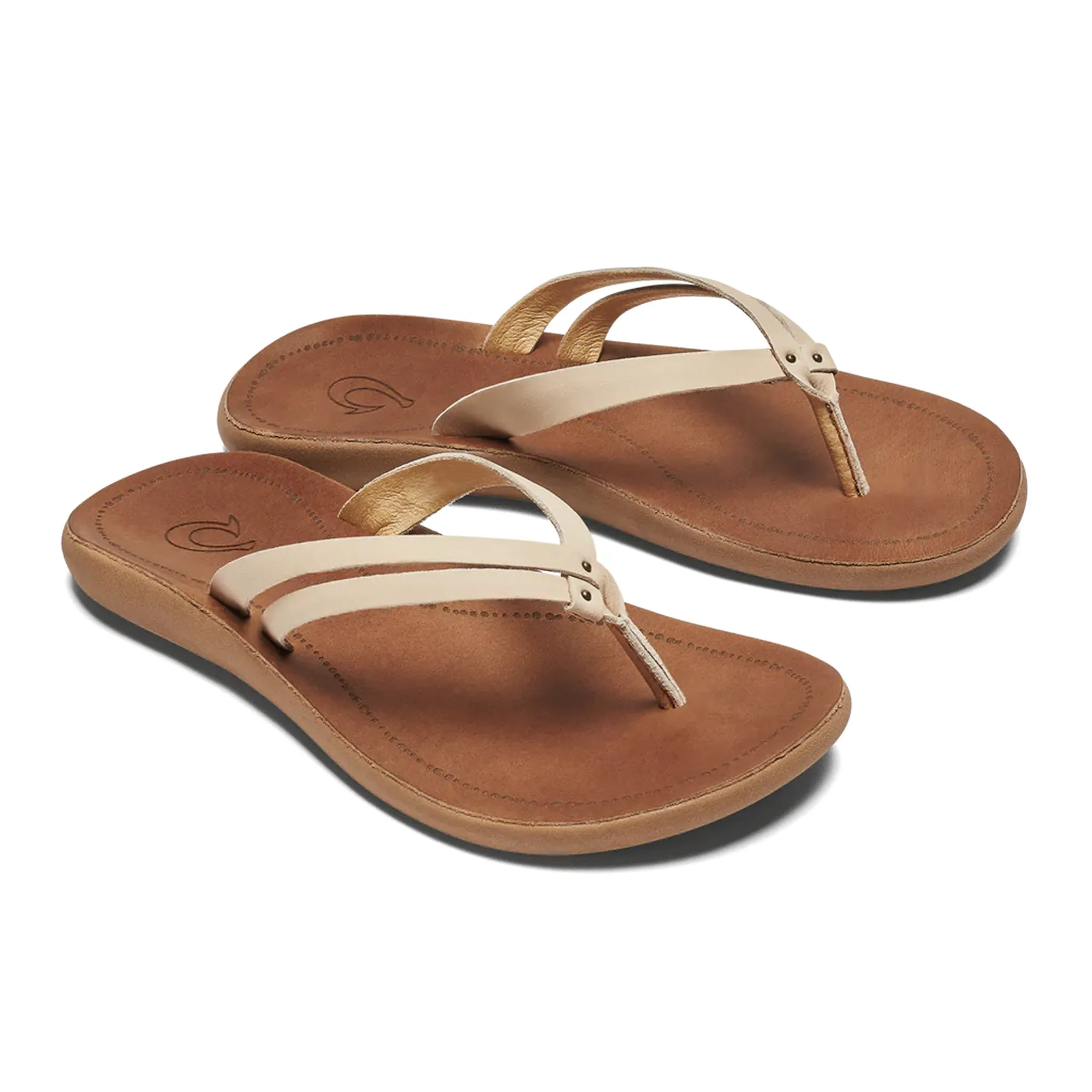 OluKai Women's 'U'i  Sandal - Sahara/Tan