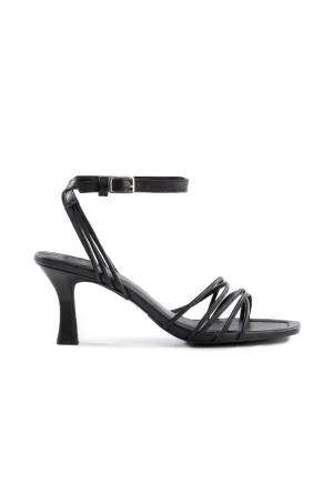 Seychelles Starboard Heels In Black