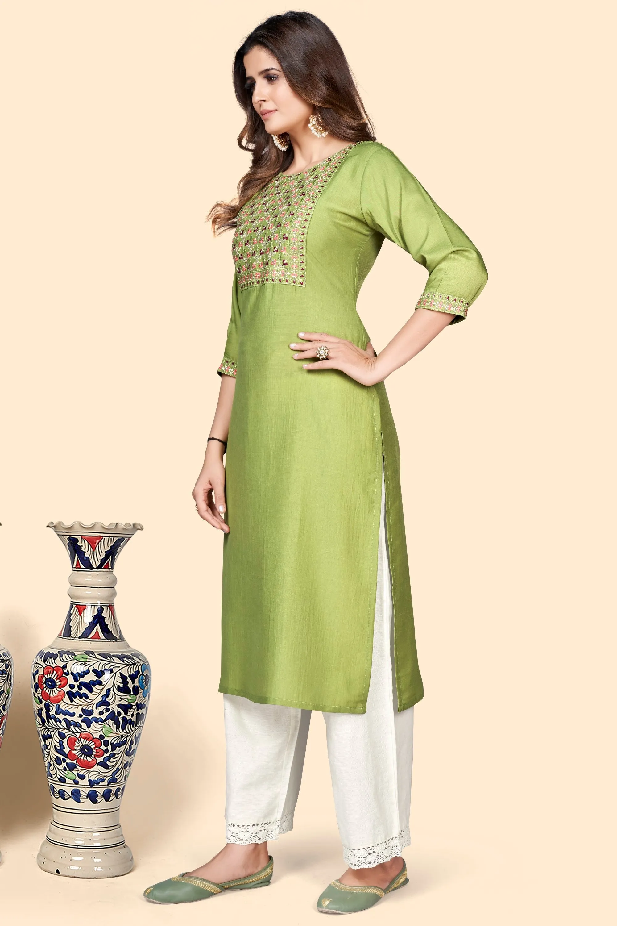 Women'S Embroidered Straight Chinon Pista  Stitched Kurta