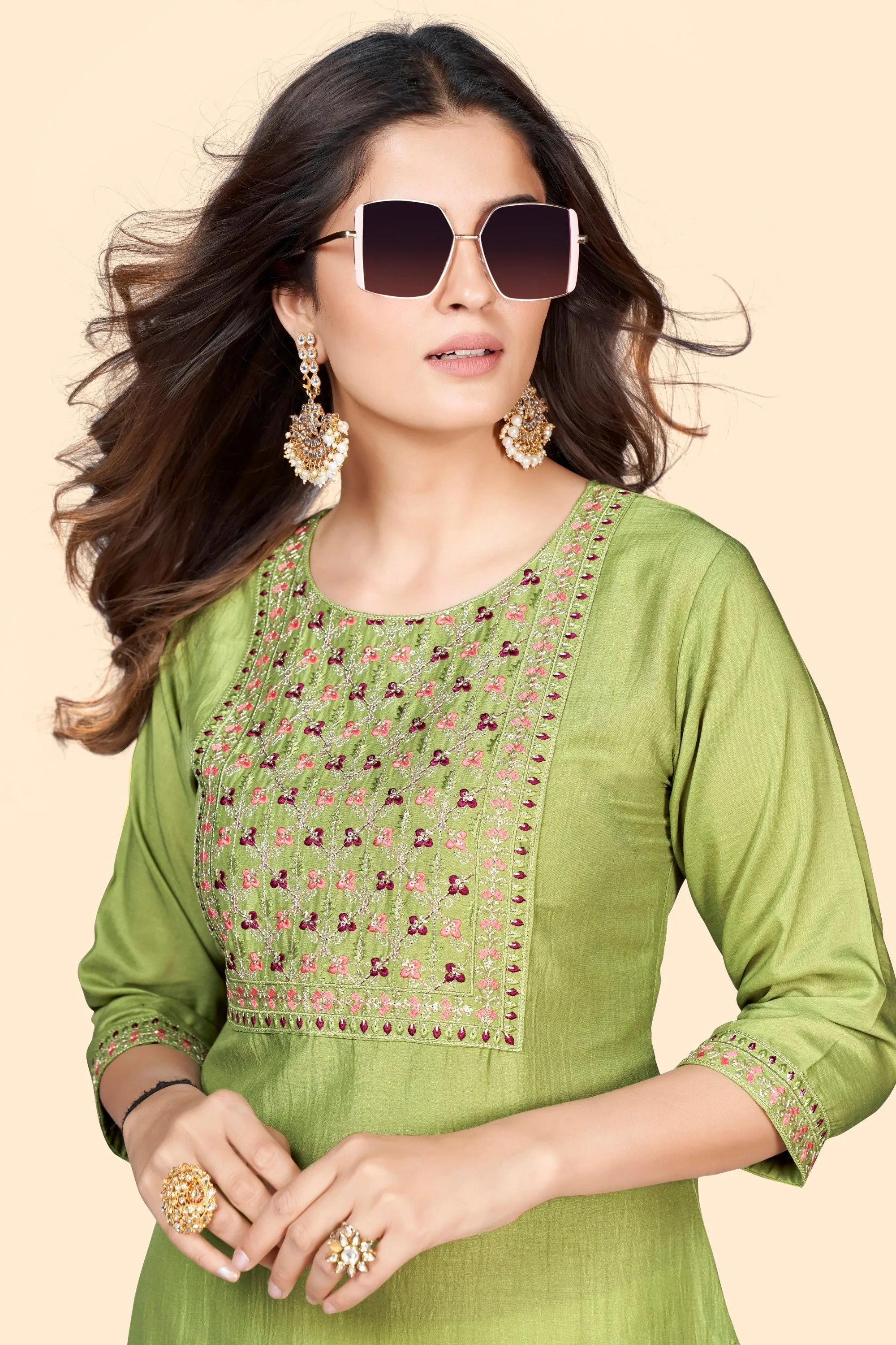 Women'S Embroidered Straight Chinon Pista  Stitched Kurta